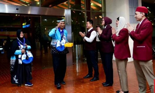 Kloter Pertama Jemaah Haji Tiba di Soekarno Hatta
