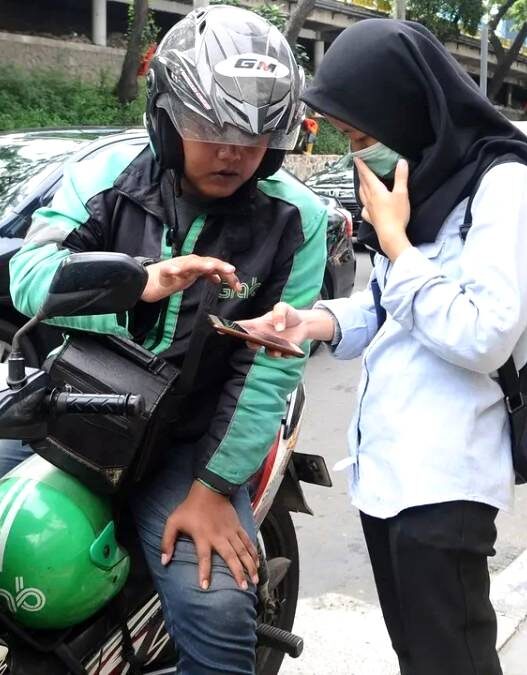Komisi Ojol Turun Jadi Delapan Persen