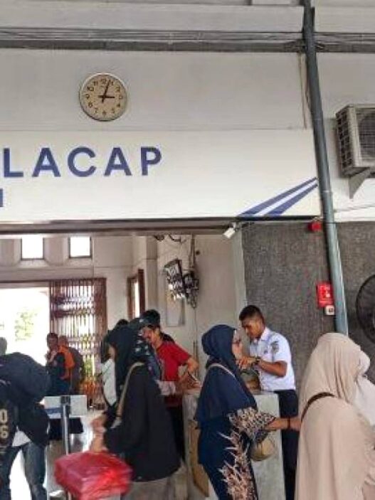 Libur Sekolah, Penumpang Kereta Naik 9 Persen