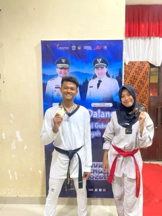 MAN 2 Sabet Medali Emas Gubernur Cup