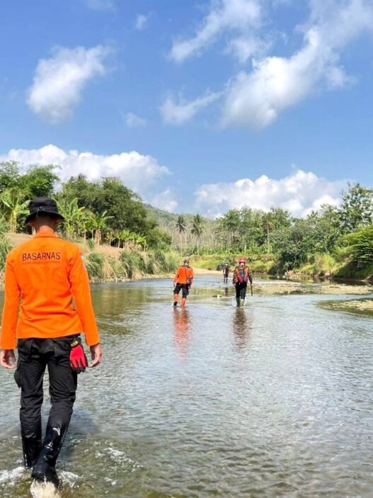 Masuk Hutan Nambo Girang, Dilaporkan Hilang