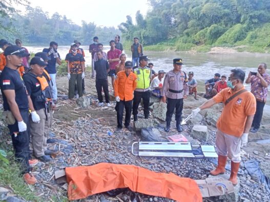 Mayat Pria Mengapung di Sungai Serayu