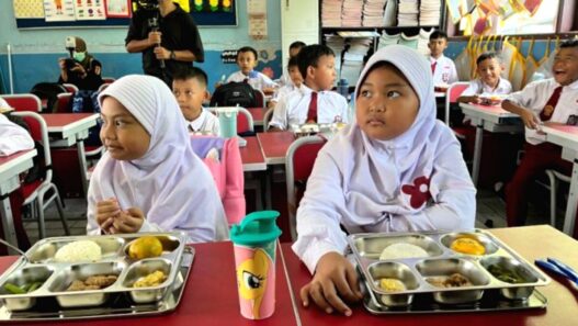 Mbg program makan bergizi