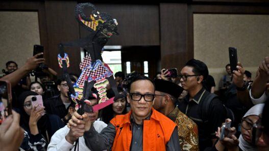 Noel Terima Vonis 4,5 Tahun Penjara
