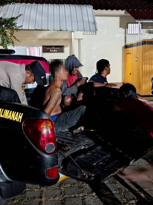 ODGJ Bawa Golok Resahkan Warga Karangpetir