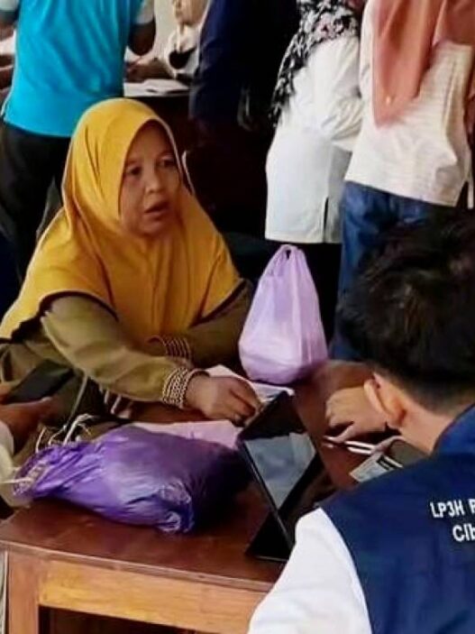 Oktober, Wajib Sertifikat Halal