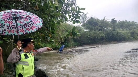 Pemuda Tenggelam di Sungai Pekacangan