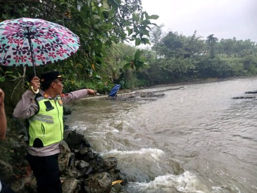 Pemuda Tenggelam di Sungai Pekacangan