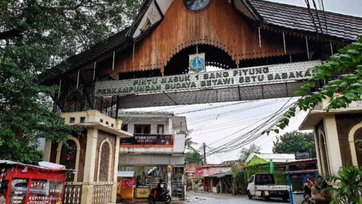 Pintu masuk