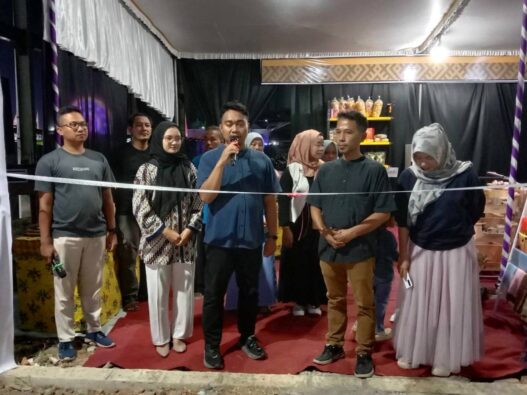 Pojok UMKM Desa Kutowinangun Resmi Dibuka