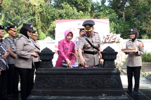 Polres Ziarah Jenderal Polisi Soekarno Djojonagoro