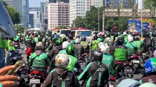 Potongan Komisi Ojol Mulai 1 Juli