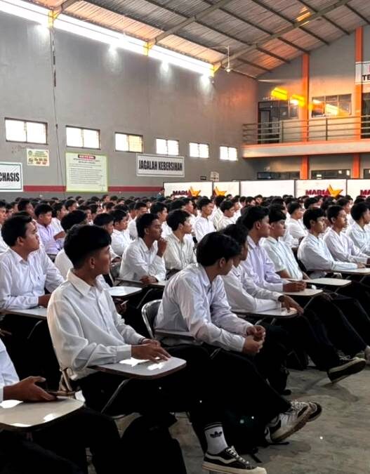 Ratusan Pelamar Berebut Peluang Kerja