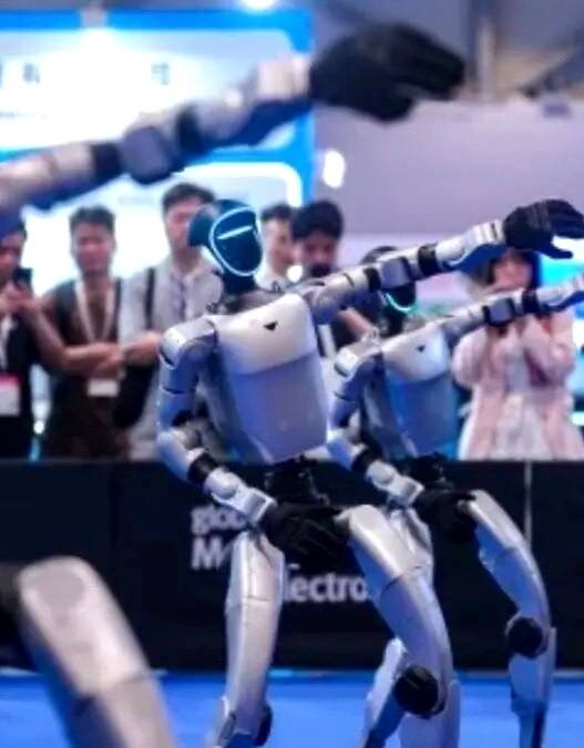 Robot Humanoid Unitree Kebangkitan AI Fisik