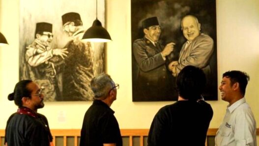 Sebelas Pelukis Cilik Ramaikan Art Exhibition Dialog Dunia