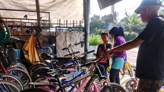 Sepeda Bekas Laris Manis