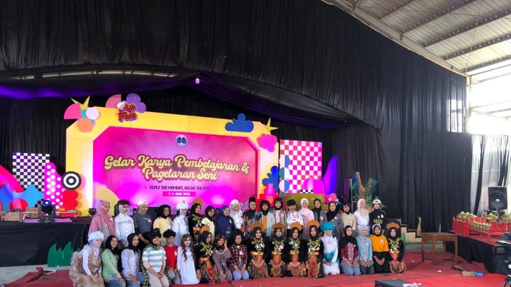 Siswa Tampil Kreatif dalam Gelar Karya