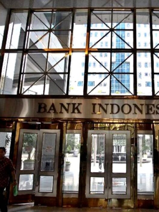 Suku Bunga Acuan Naik Jadi 5,5 Persen