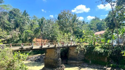 Sungai Kalisapi Tercemar Limbah Pencucian Pasir