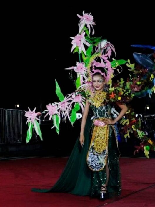 Tampil Memukau dengan Kostum Kreatif