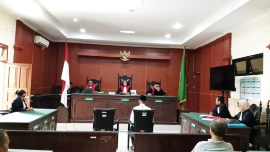 Terdakwa Laka Maut Minta Dibebaskan