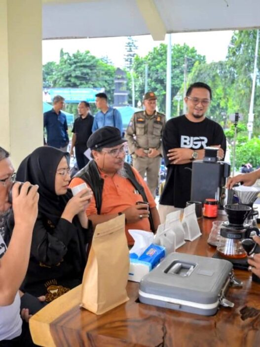 Ubah Citra dari Kentang Menjadi Kopi