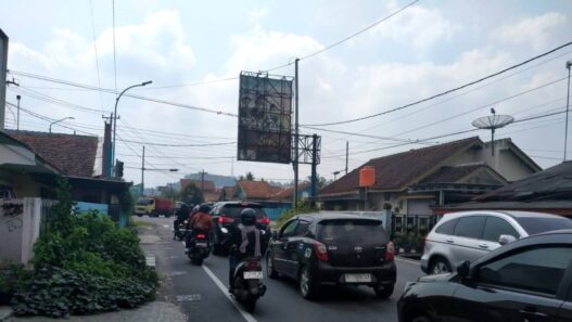Ujicoba Penutupan Jembatan Serayu Minim Macet