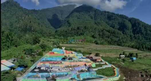 Wisata Bumi Pelangi Kuningan