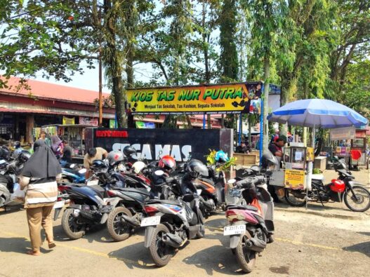 100 Pedagang Ditertibkan ke Blok E