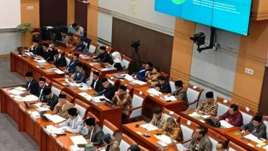 183 Ribu Guru Agama Tunggu Tunjangan Profesi