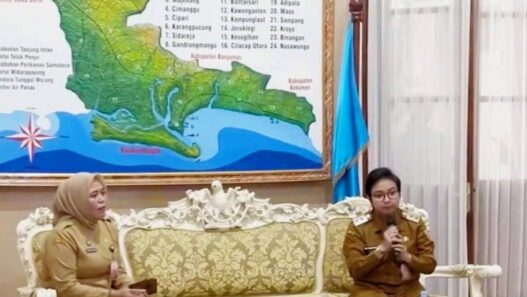 2027, Target Satu Desa Satu Sarjana