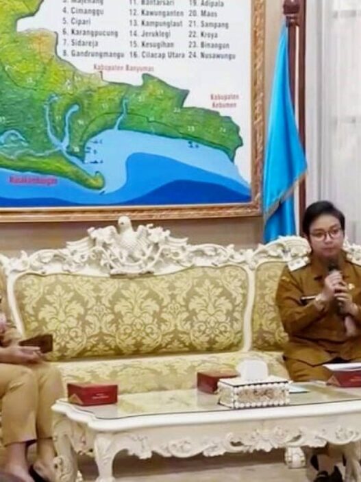 2027, Target Satu Desa Satu Sarjana