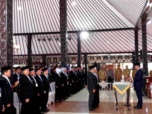 214 Kepala Sekolah Dikukuhkan