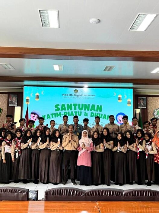 33 Anak Yatim Dapat Santunan