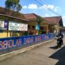 851 Kursi SD Negeri Masih Kosong