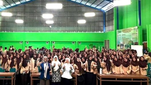 Alumni Motivasi Siswa MAN 1 Lanjut Perguruan Tinggi