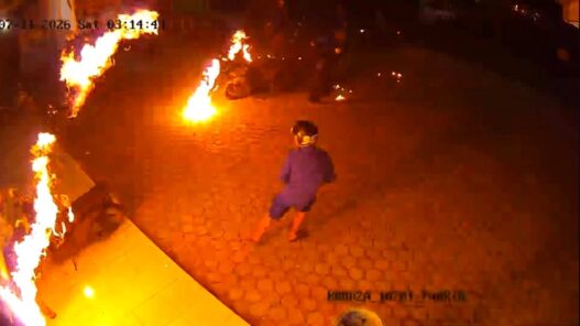 Amankan 4 Tersangka, Polisi Sita Bom Molotov