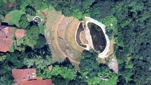 Bangunan Bersejarah Ternyata Hanya Rekayasa Modern