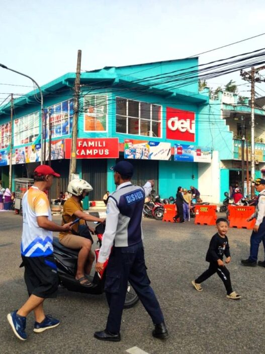 Banyak Kendaraan Terobos CFD