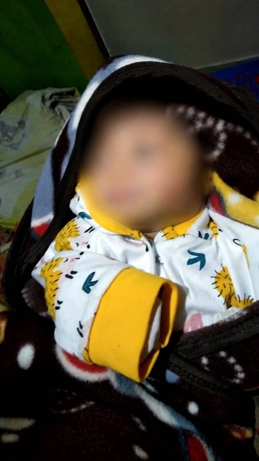 Bayi Laki laki Ditemukan Dalam Gerobak