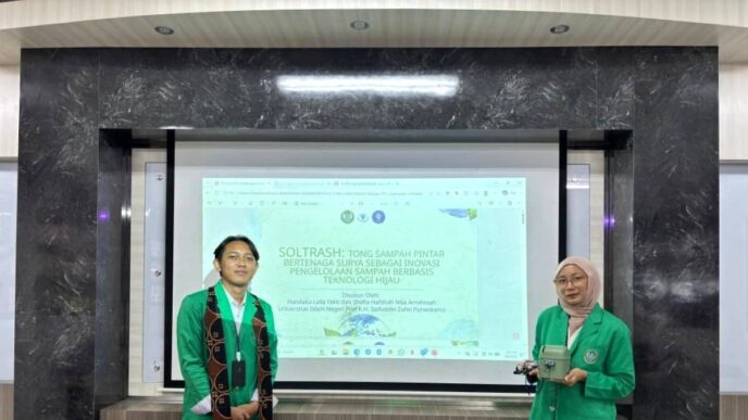 Ciptakan Tong Sampah Pintar Bertenaga Surya