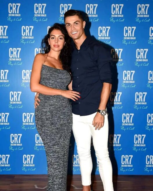 Cristiano Ronaldo Dikabarkan Menikah Akhir Pekan Ini