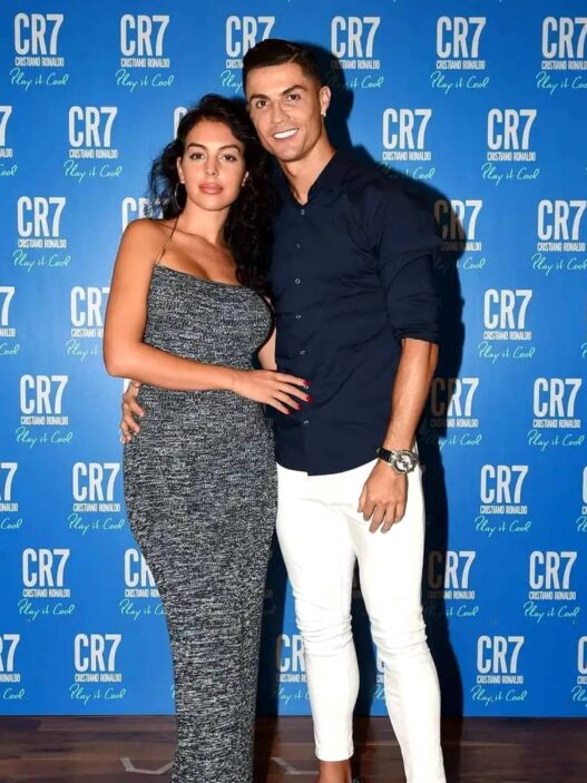 Cristiano Ronaldo Dikabarkan Menikah Akhir Pekan Ini