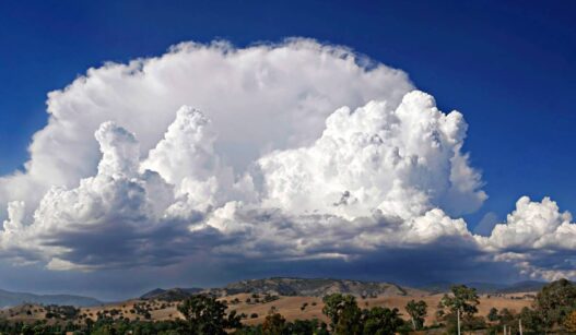 Cumolonimbus Datang ke Indonesia