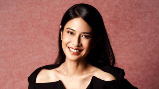 Dian Sastro Kejar Tubuh Fleksibel