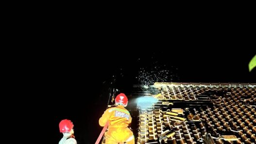 Diduga Korsleting, SDN 3 Karangrena Terbakar