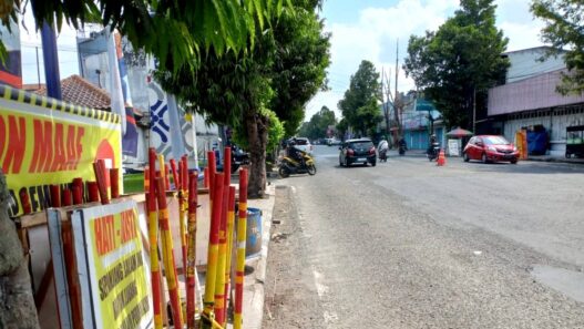 Dikritik DPRD, Rekanan Kebut Proyek Alus Dalane