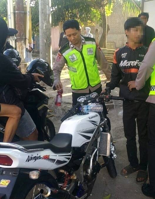 Dugaan Balap Liar Dibubarkan Polisi