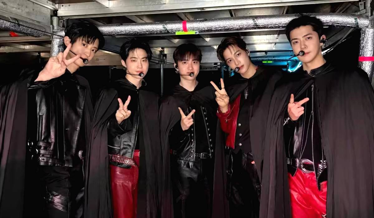 EXO dalam Konser EXhOrizon
