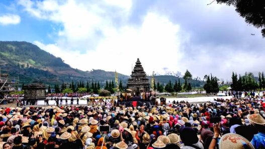 Festival Tahunan di Dieng